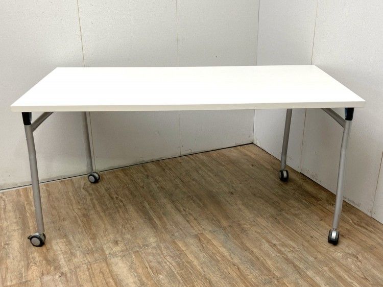 【中古品】イトーキ ラーリブレシリーズ 1500スタッキングテーブル TPC-157L-W9N ホワイト