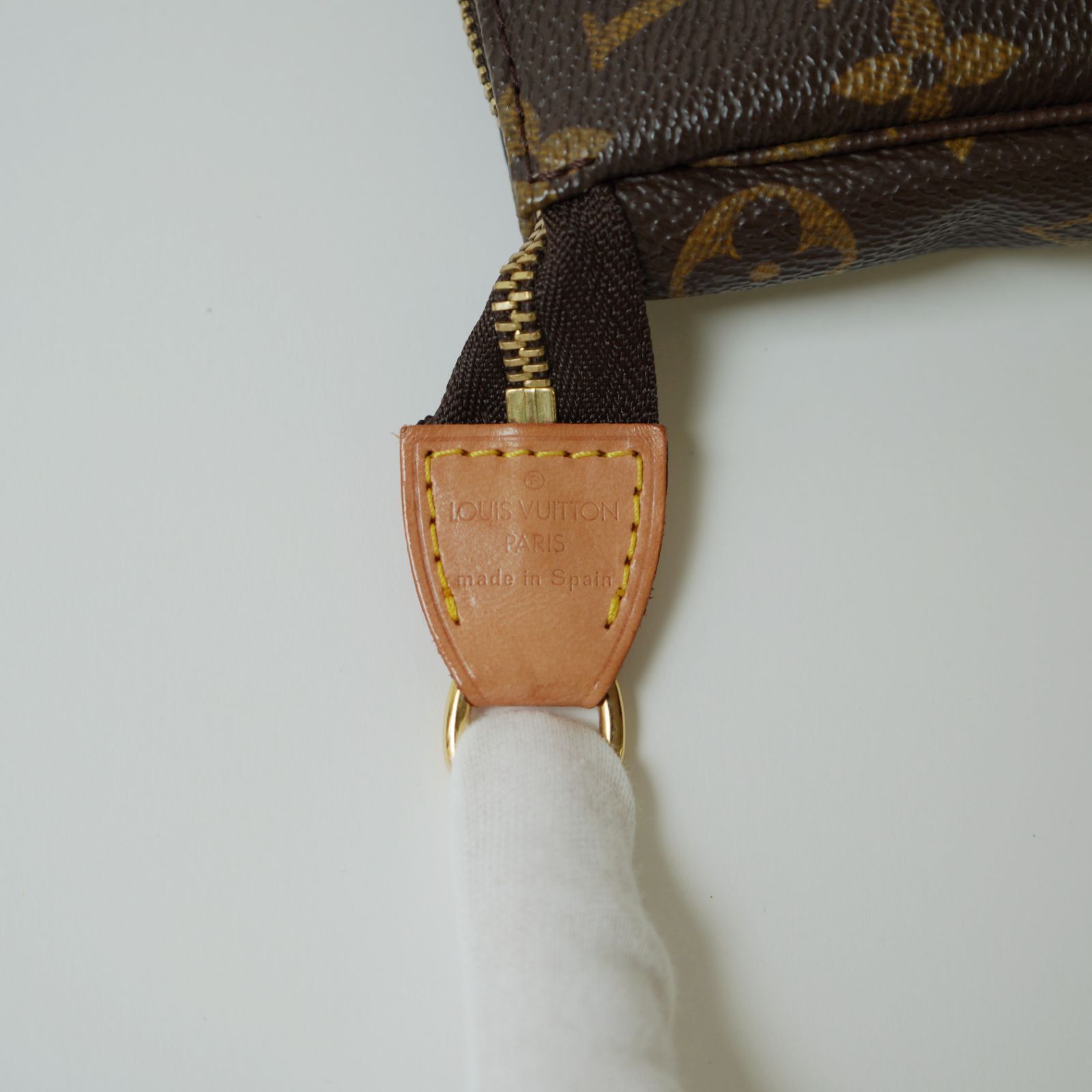 LOUIS VUITTON ルイヴィトン モノグラム アクセサリーポーチ