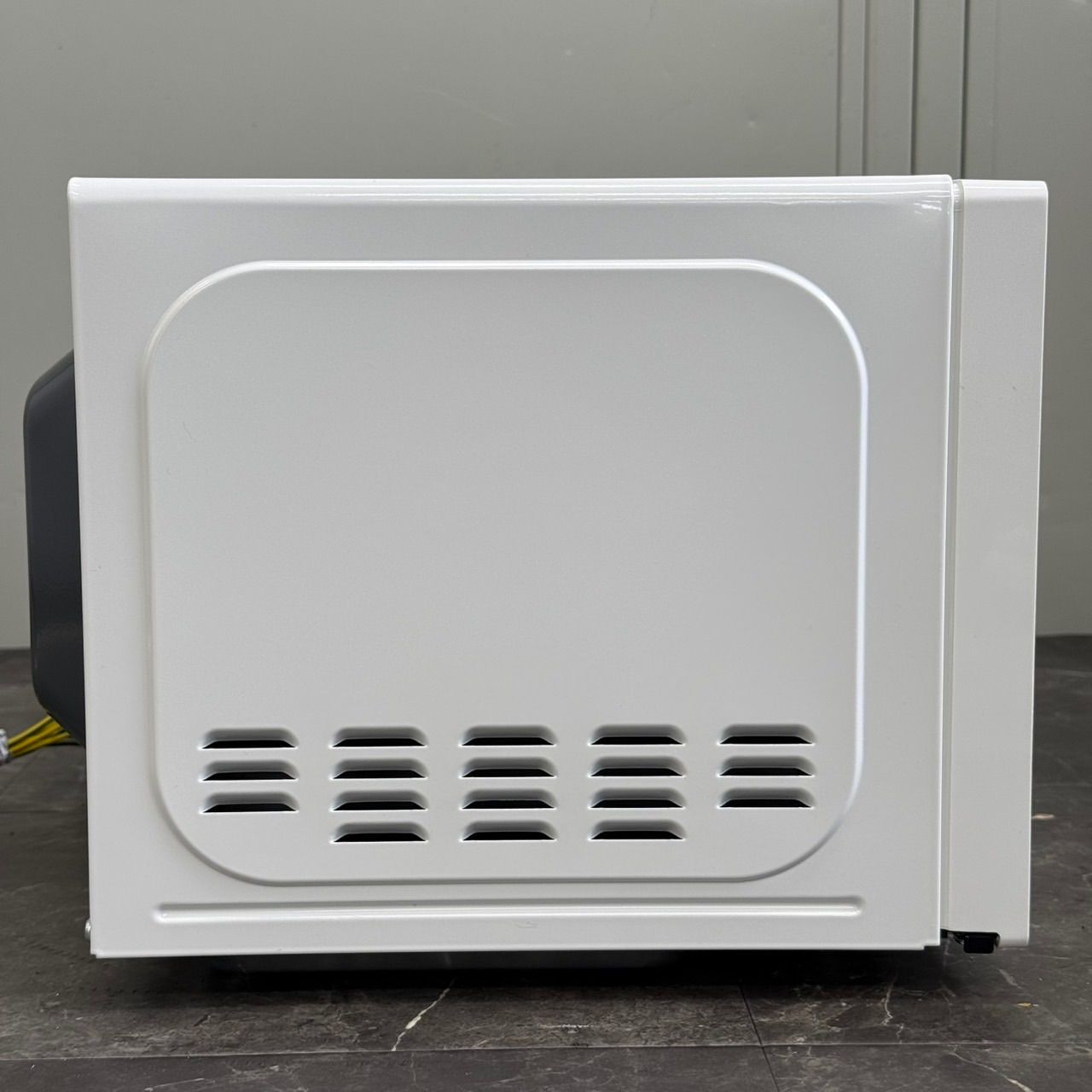 ☆送料込！美品 2025年製 ニトリ BN20M WH マイコン電子レンジ 17L