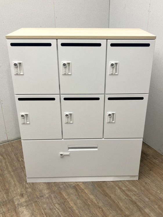 【中古品】ウチダ 天板付ラテラル付6人用パーソナルロッカー 5-856-0662 ホワイト