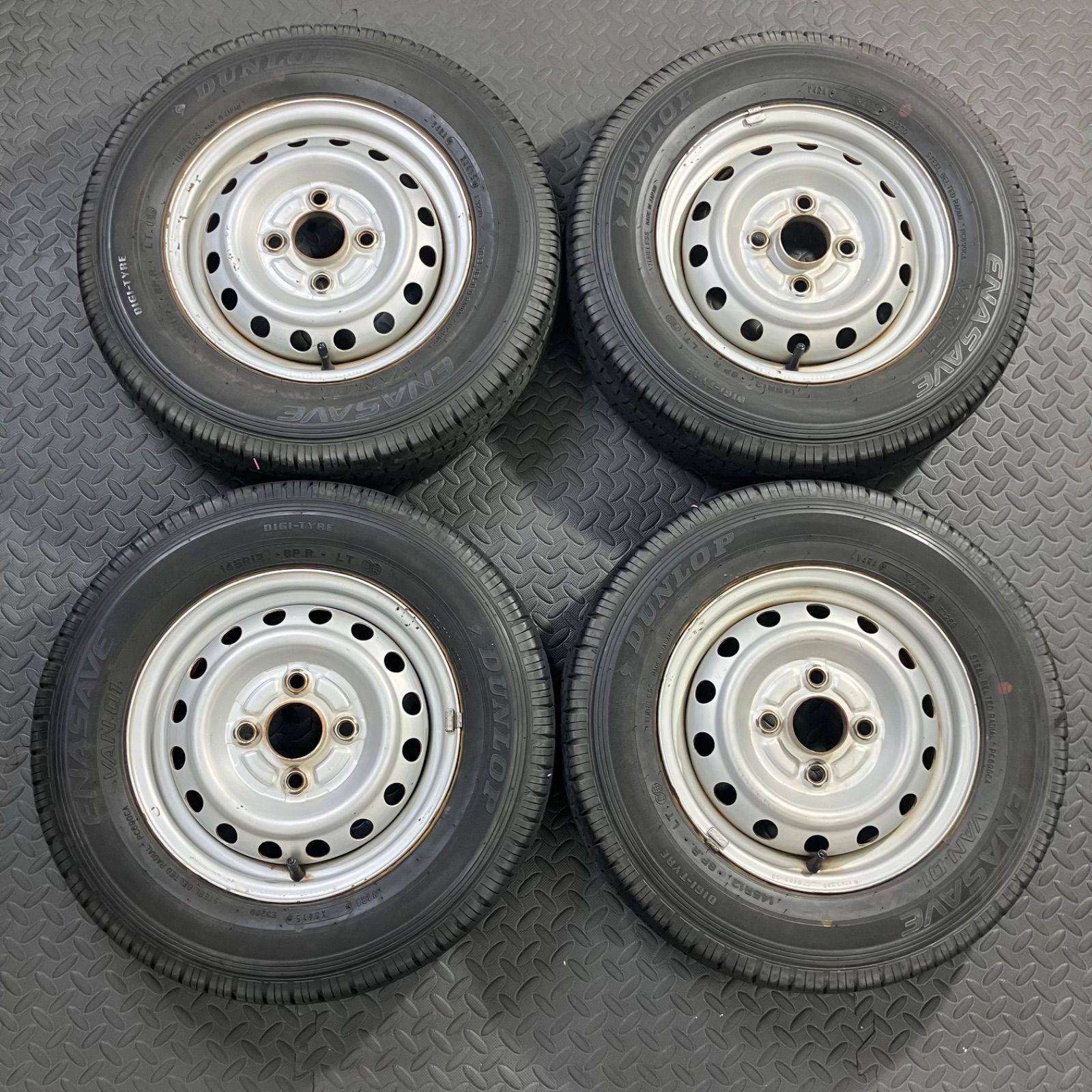 15年製 145R12 8PR LT ダンロップ エナセーブVAN01(夏タイヤ) 三菱