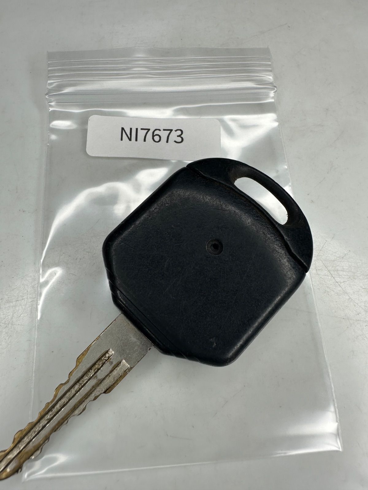S15 ／S14 シルビア　日産純正 キーレス 1ボタン 　新品 送料無料 NI7673 希少 日産 純正 キーレス リモコン s14 s15前期 シルビア