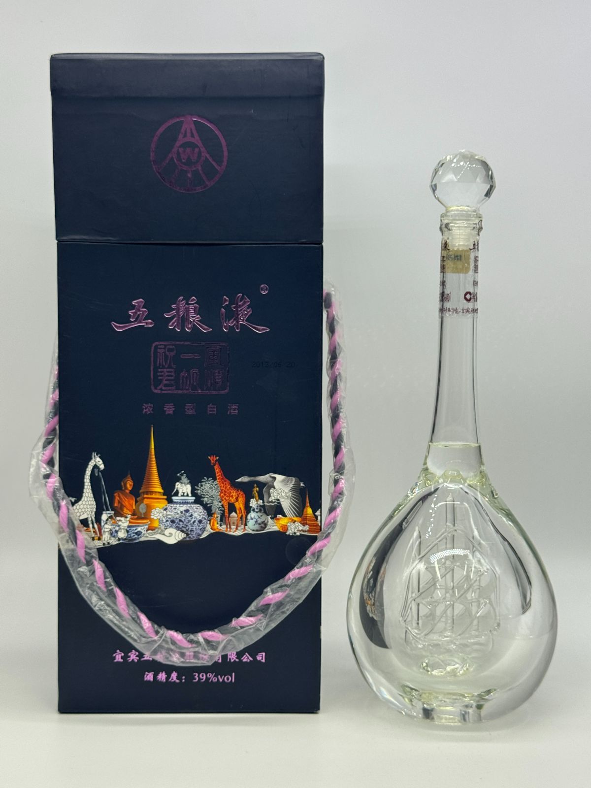 五粮液（Wuliangye）祝君一帆風順 限定ボトル 480ml 39%
