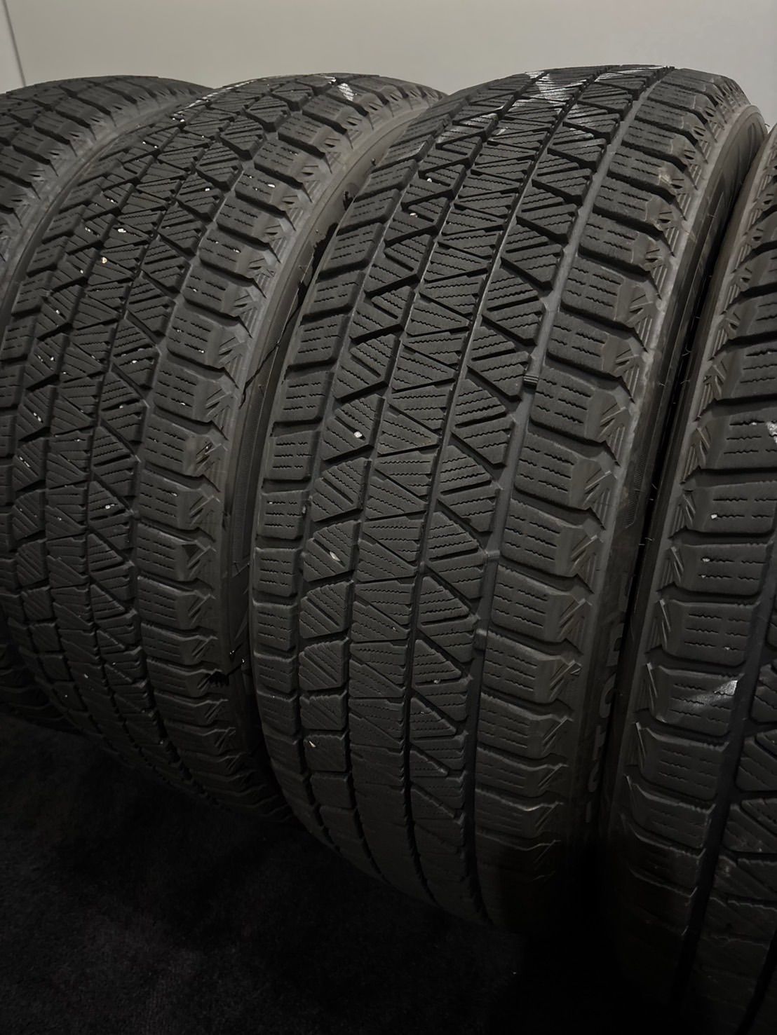 ★225/55R19 BRIDGESTONE/DM-V3 23年製 スタッドレス 4本 ブリヂストン ブリザック ハリアー NX (南9-M539)