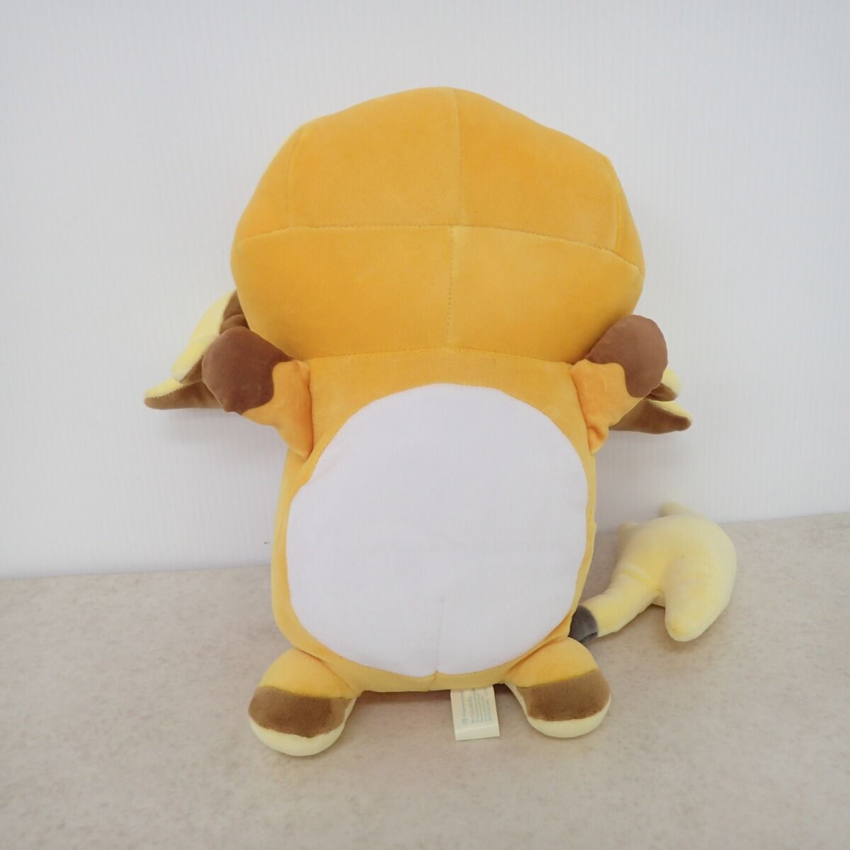 ポケモンセンター ぬいぐるみ Pokemon Yurutto 寝そべりライチュウ 紙 