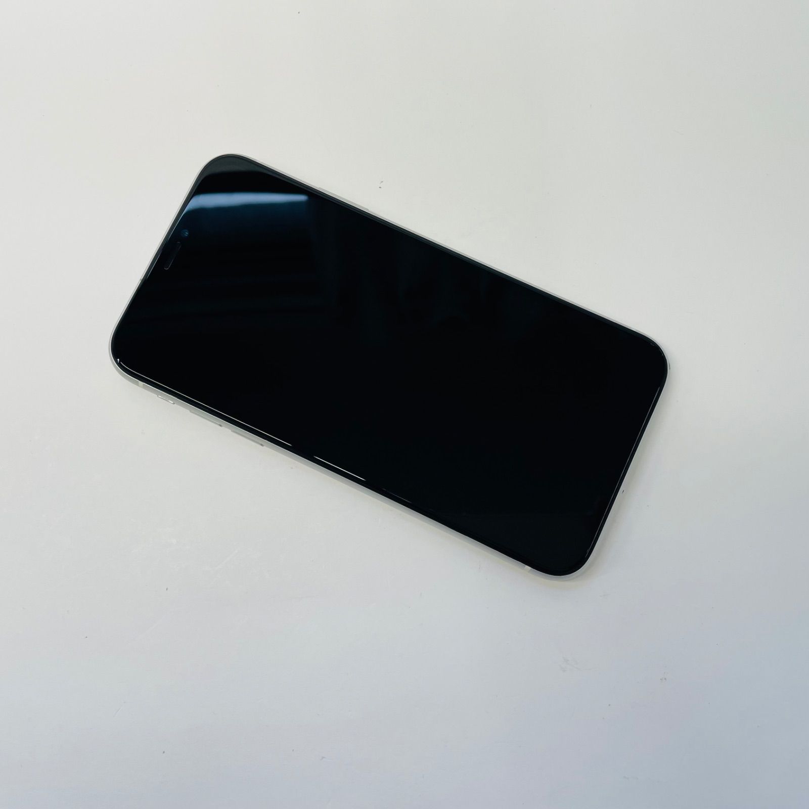 iPhone XR 128GB ホワイト SIMフリー (ジャンク) - メルカリ