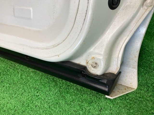 ヴォクシー ZRR75W 右リアドア ZS 4WD 8人 ニホンイタ M308 67003