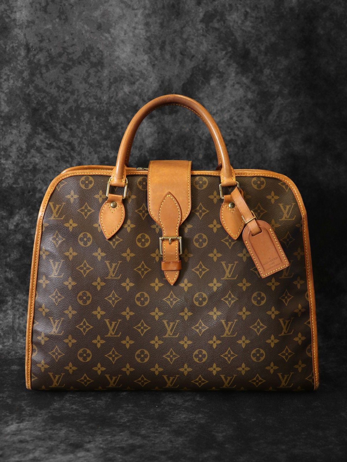 【外観美品】ヴィトン リヴォリ M53380 モノグラムバッグ（専用出品です） LOUIS VUITTON ルイ・ヴィトン M53380 リヴォリ ビジネスバッグ