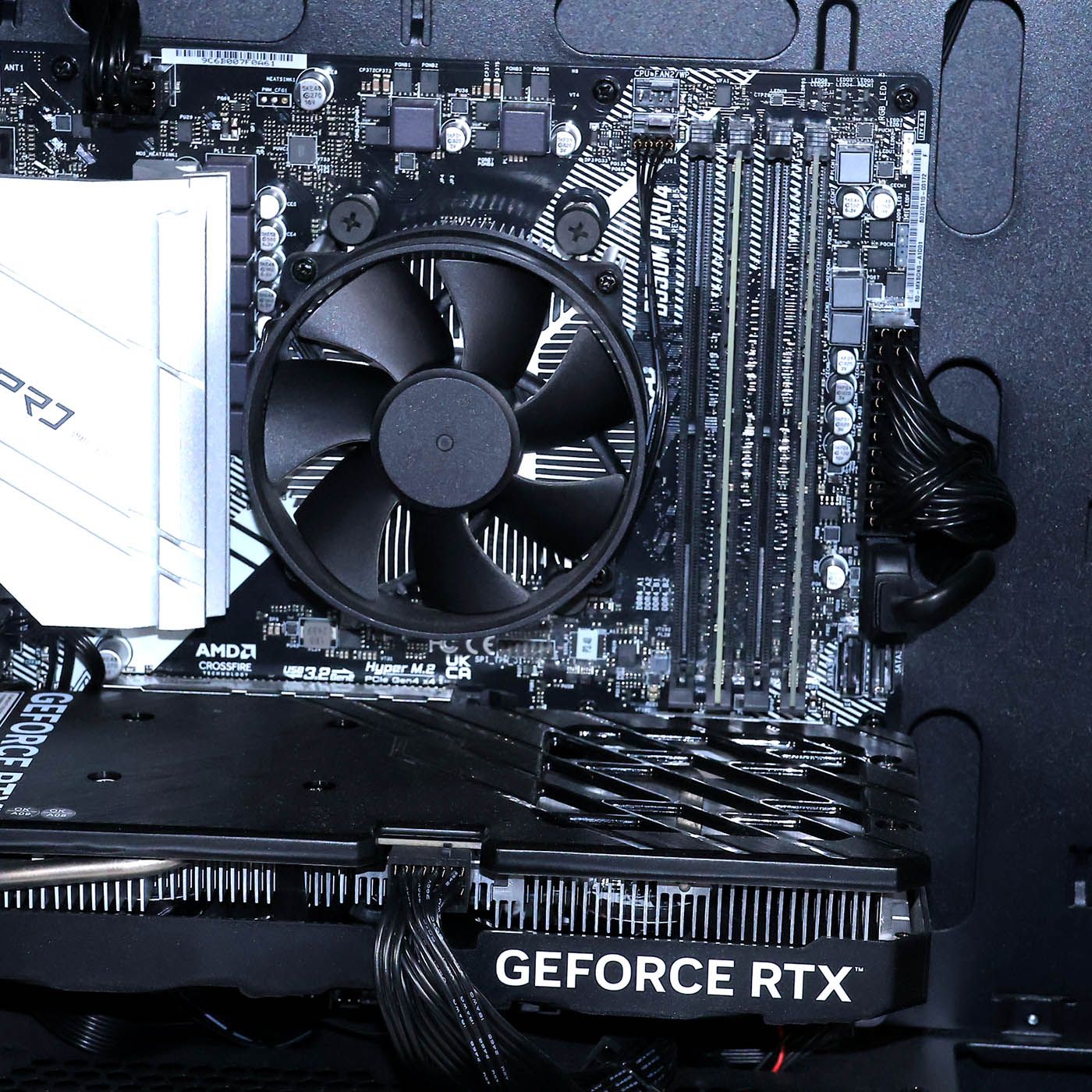 RTX4060 32GB SSD搭載 ゲーミングPC 中古 Win11 - メルカリ
