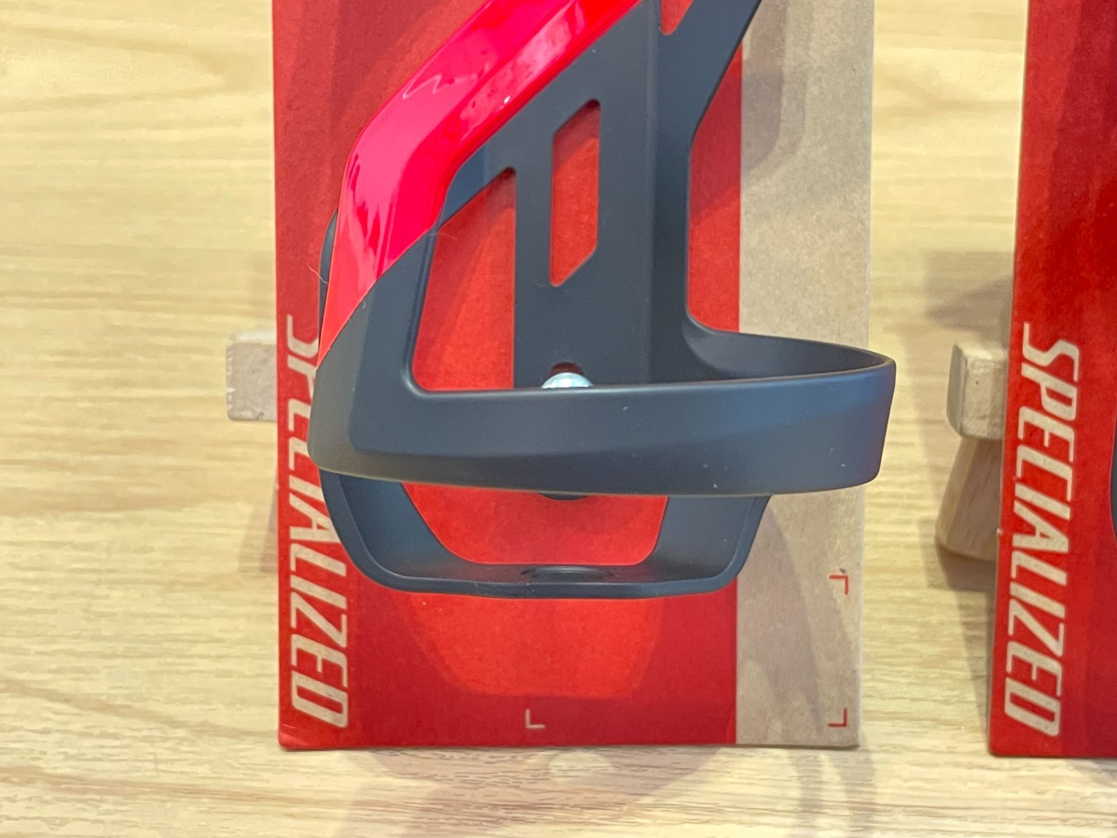 スペシャライズド　自転車パーツセット P4243 □NEW□SPECIALIZED スペシャライズド ZEE CAGE II RIGHT DT