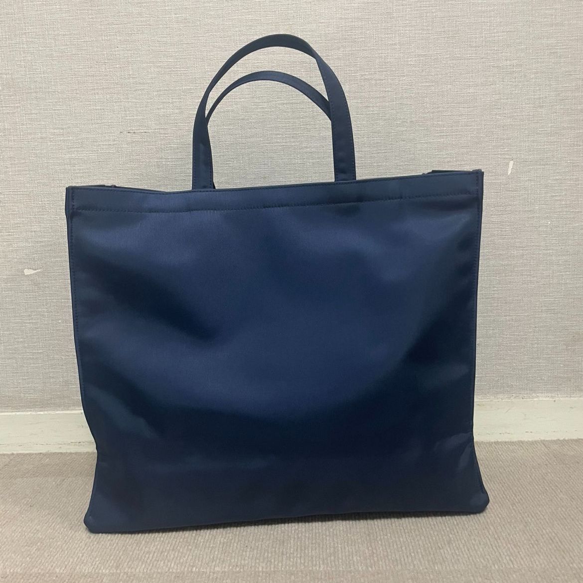 familiar ネイビートートバッグ 美品】familiar ネイビートートバッグ - メルカリ
