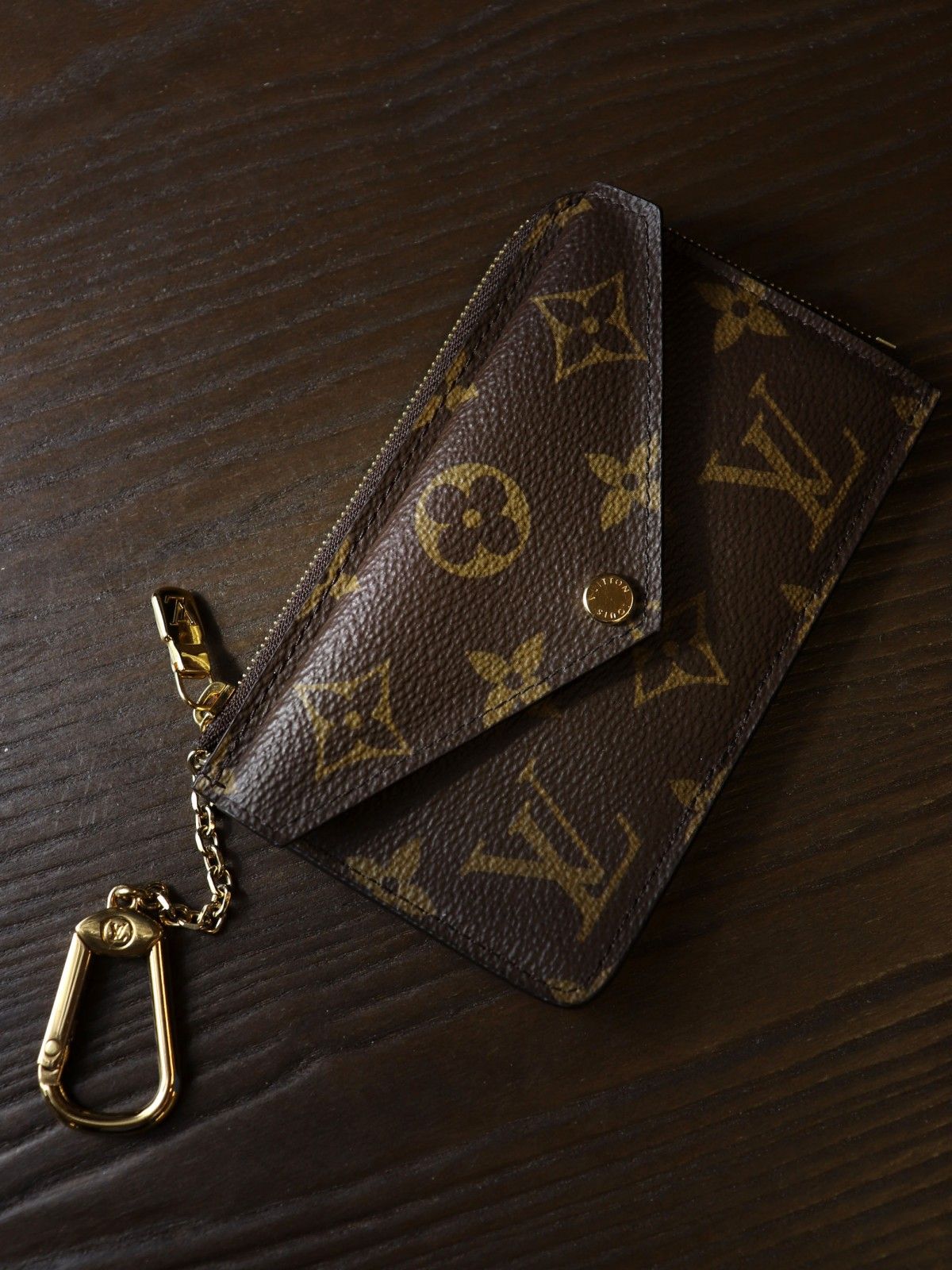 LOUIS VUITTON ルイ・ヴィトン ポルト カルト レクト ヴェルソ M69431 カードケース モノグラムキャンバス ブラウン 44,200円