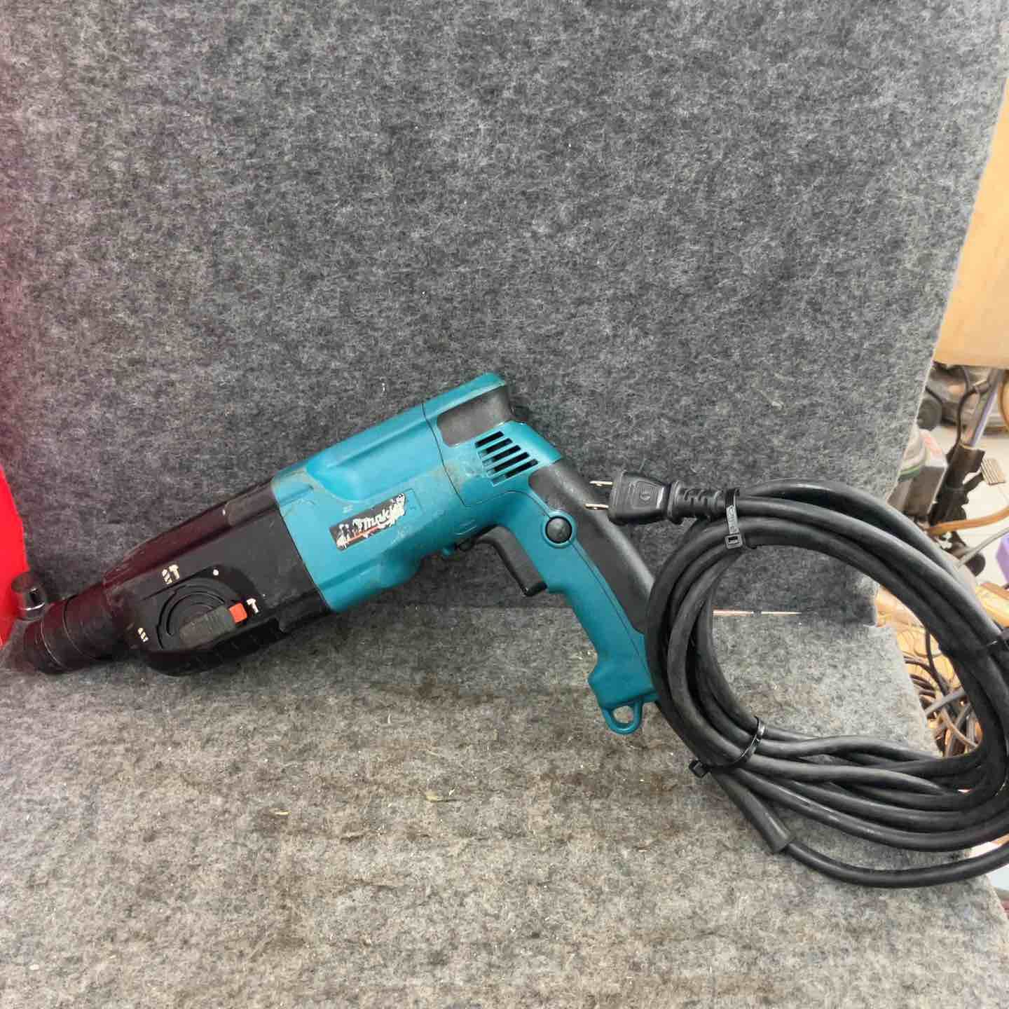 ◇マキタ(makita) ハンマドリル HR2450F【鴻巣店】