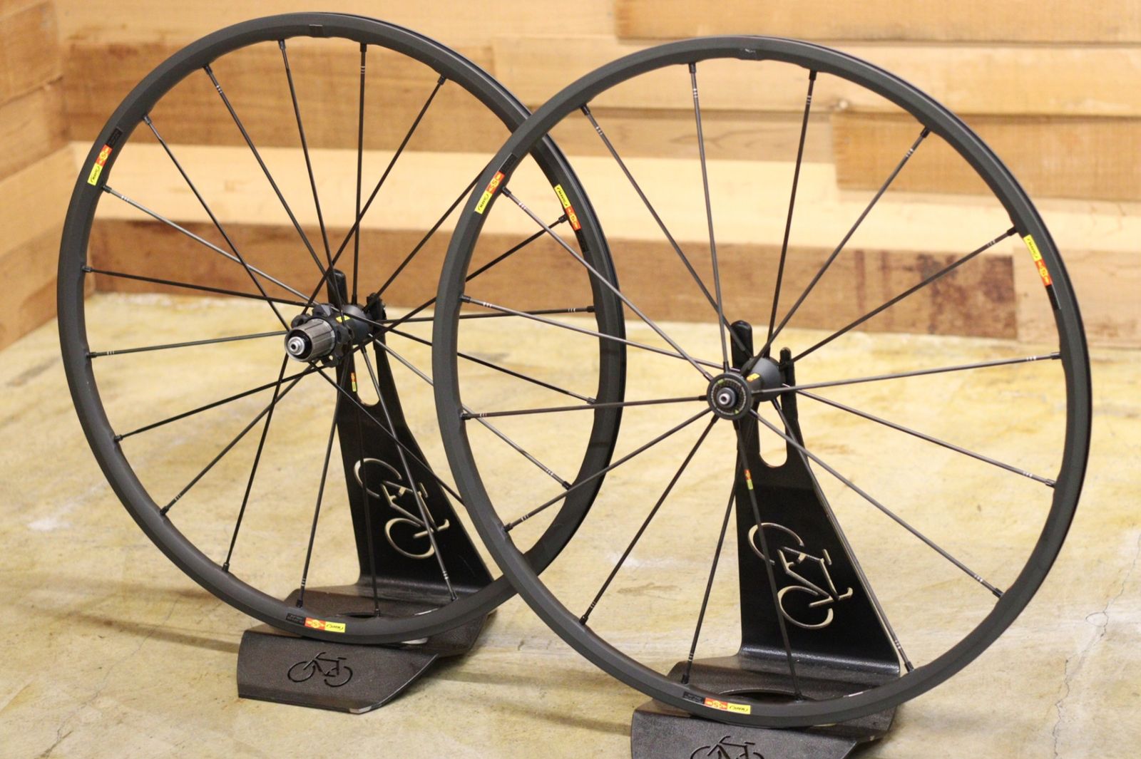 マヴィック MAVIC アールシス R-SYS SLR EXALITH アルミ クリンチャー
