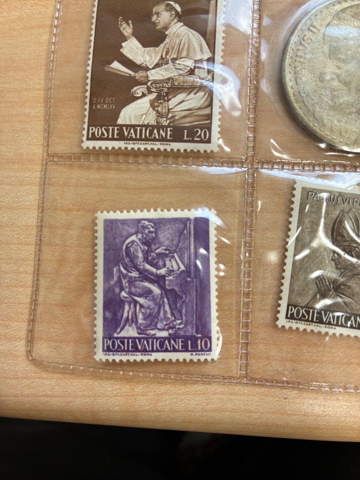 バチカン 記念切手 1963〜1965年 8種 ＆ローマ教皇 メダル コレクター
