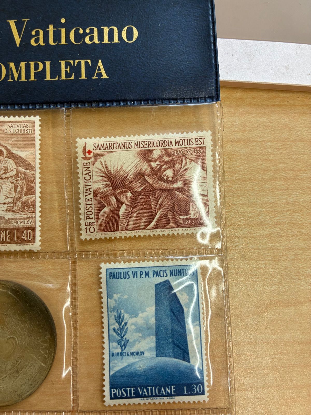 バチカン 記念切手 1963〜1965年 8種 ＆ローマ教皇 メダル コレクター