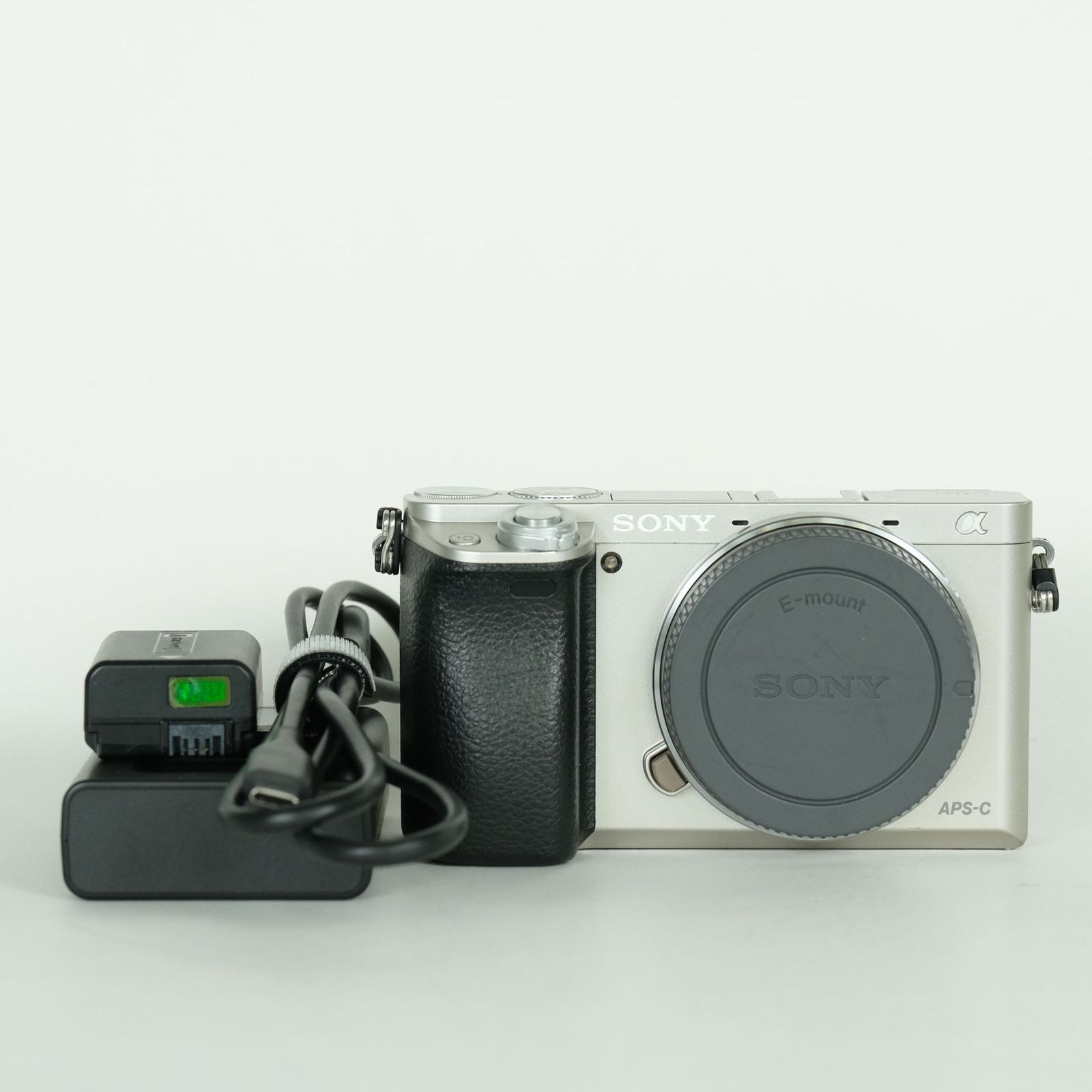 [美品 | シャッター数39,819回] SONY α6000（ILCE-6000） [ボディ シルバー] | SONY Eマウント