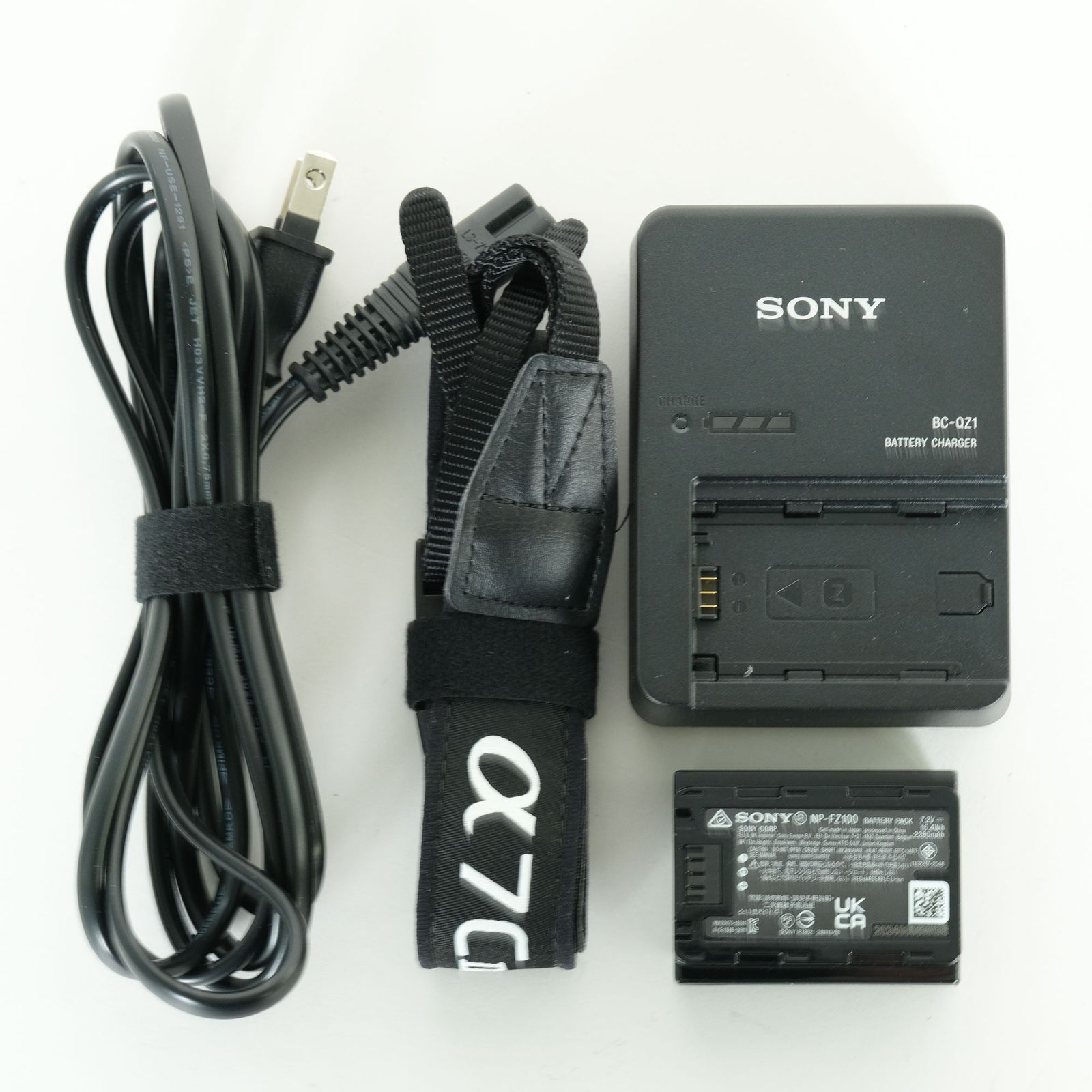 美品 | シャッター数458回｜チャージャー付] SONY α7C II（ILCE-7CM2