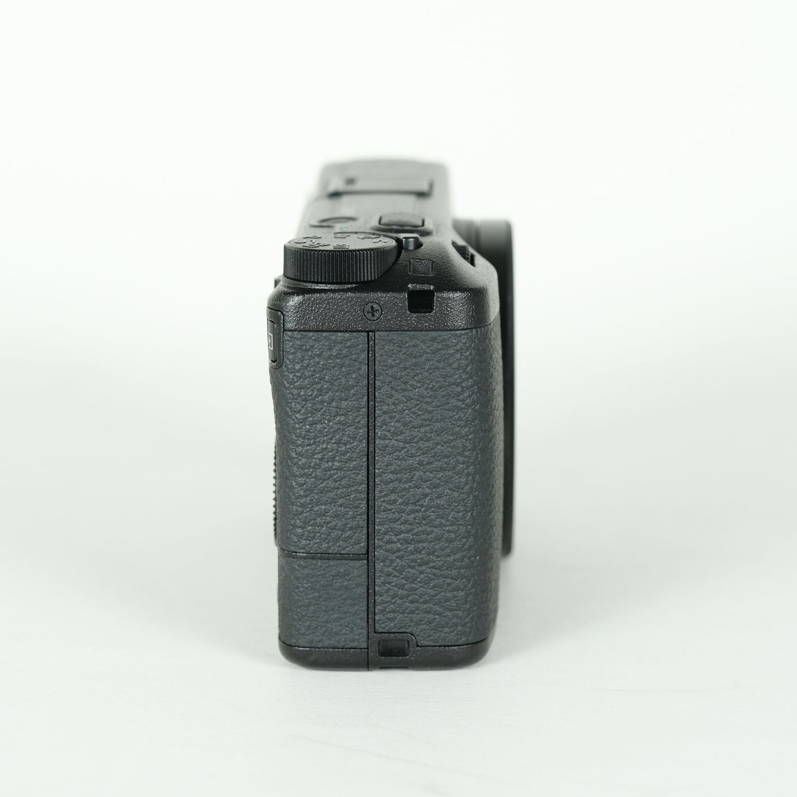 美品 | シャッター数4,530回] RICOH GR IIIx | コンパクトデジタル