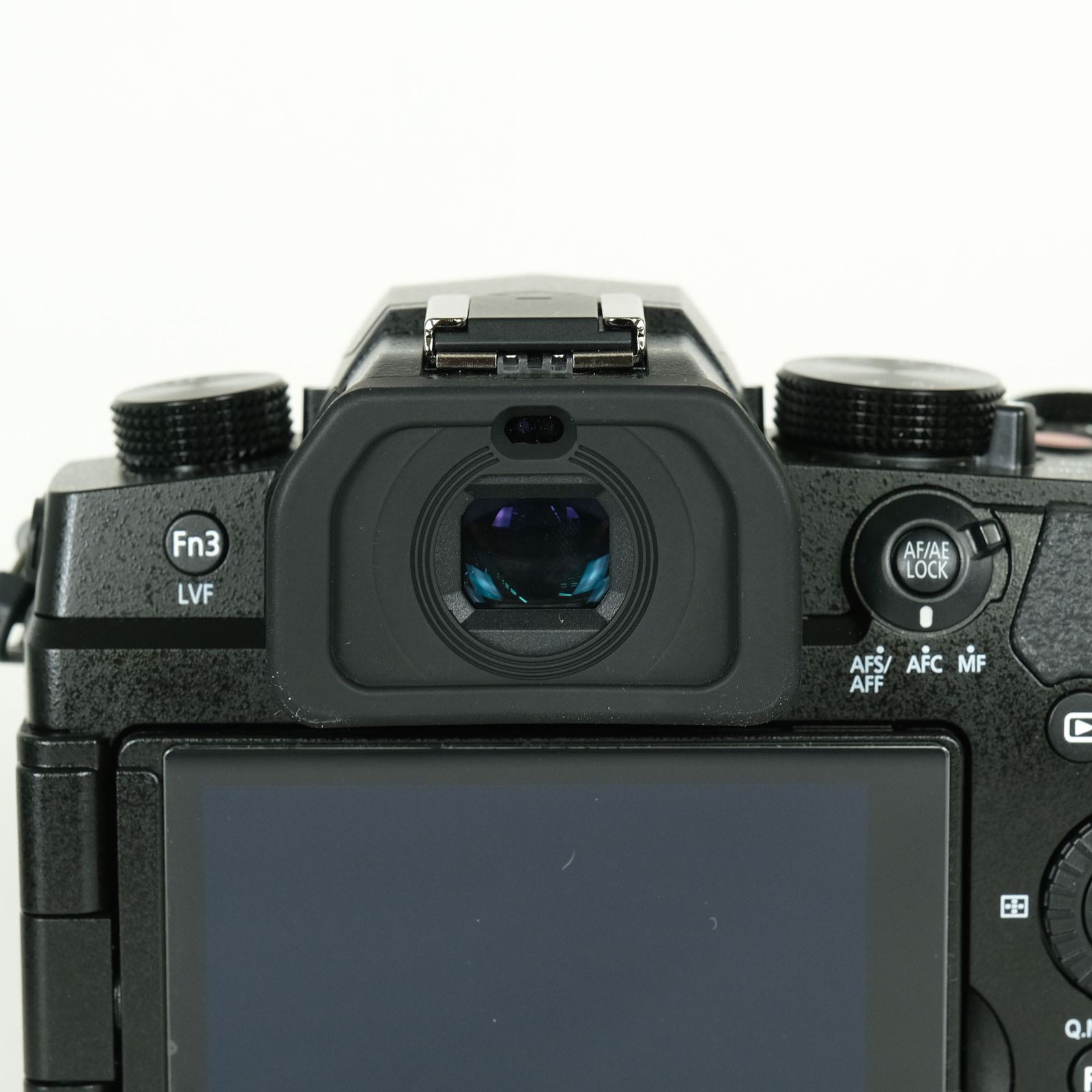 美品 | シャッター数3,963回｜バッテリー2個付] Panasonic LUMIX G99M2