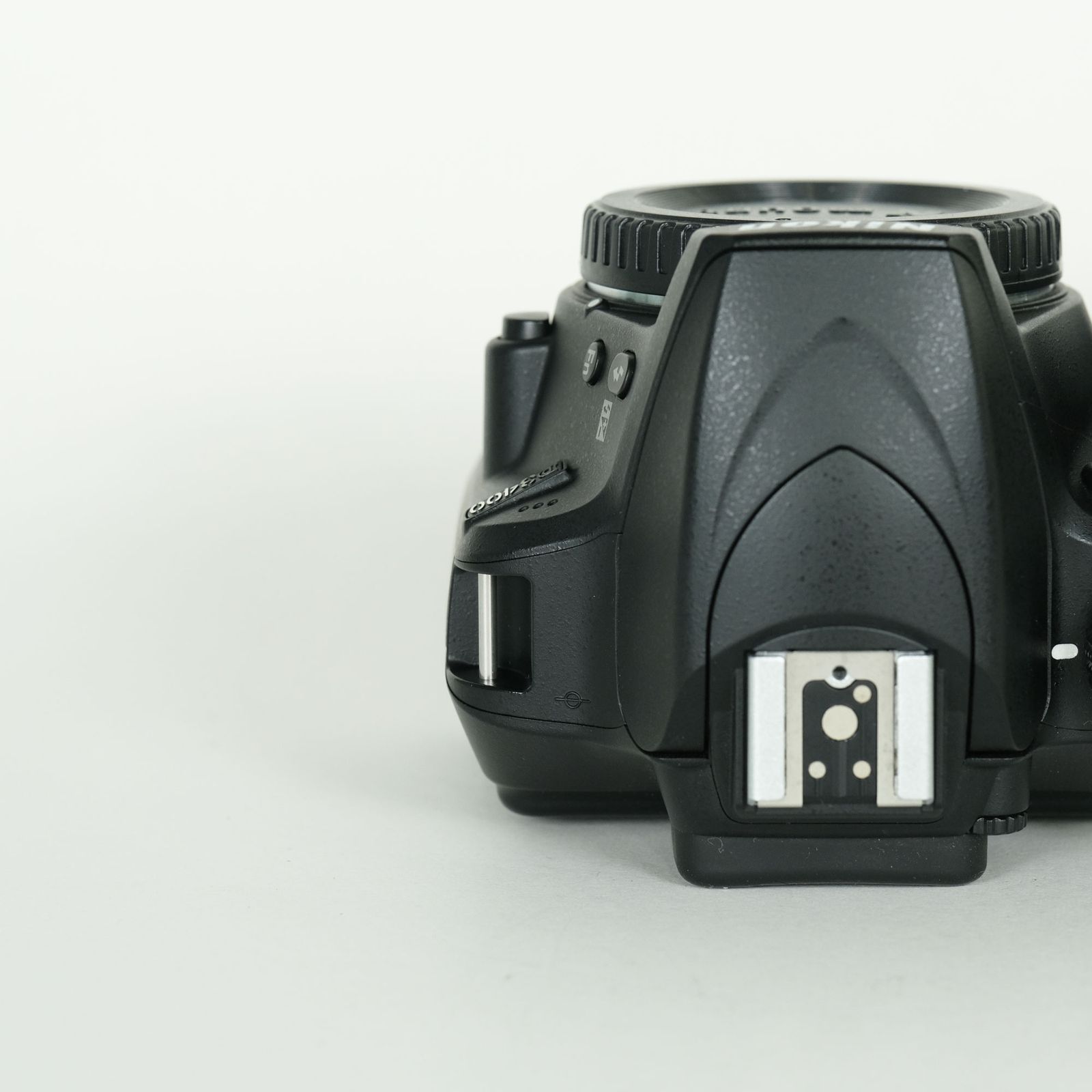 美品 | シャッター数6,310回] Nikon D3400 | Nikon Fマウント - メルカリ