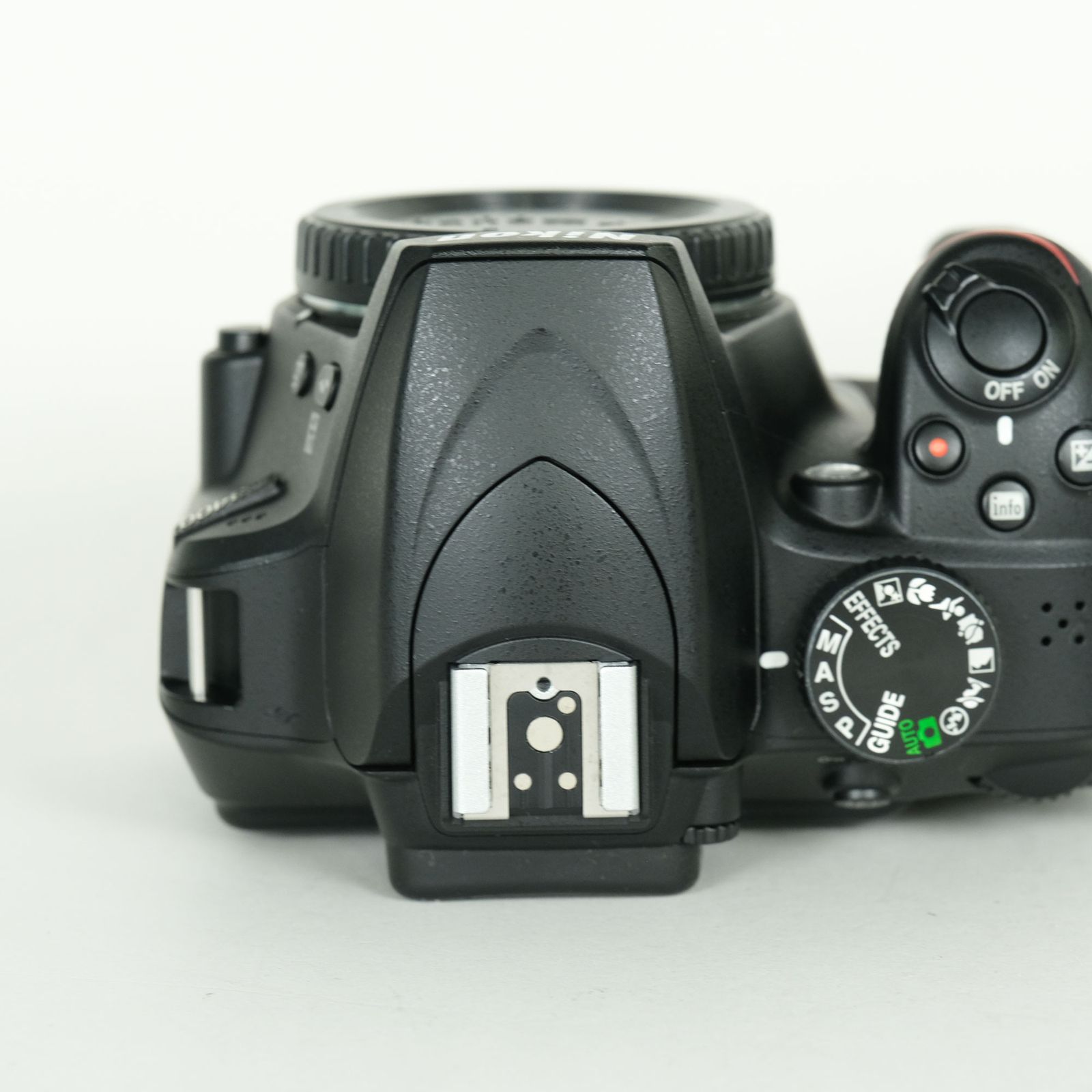 美品 | シャッター数6,310回] Nikon D3400 | Nikon Fマウント - メルカリ