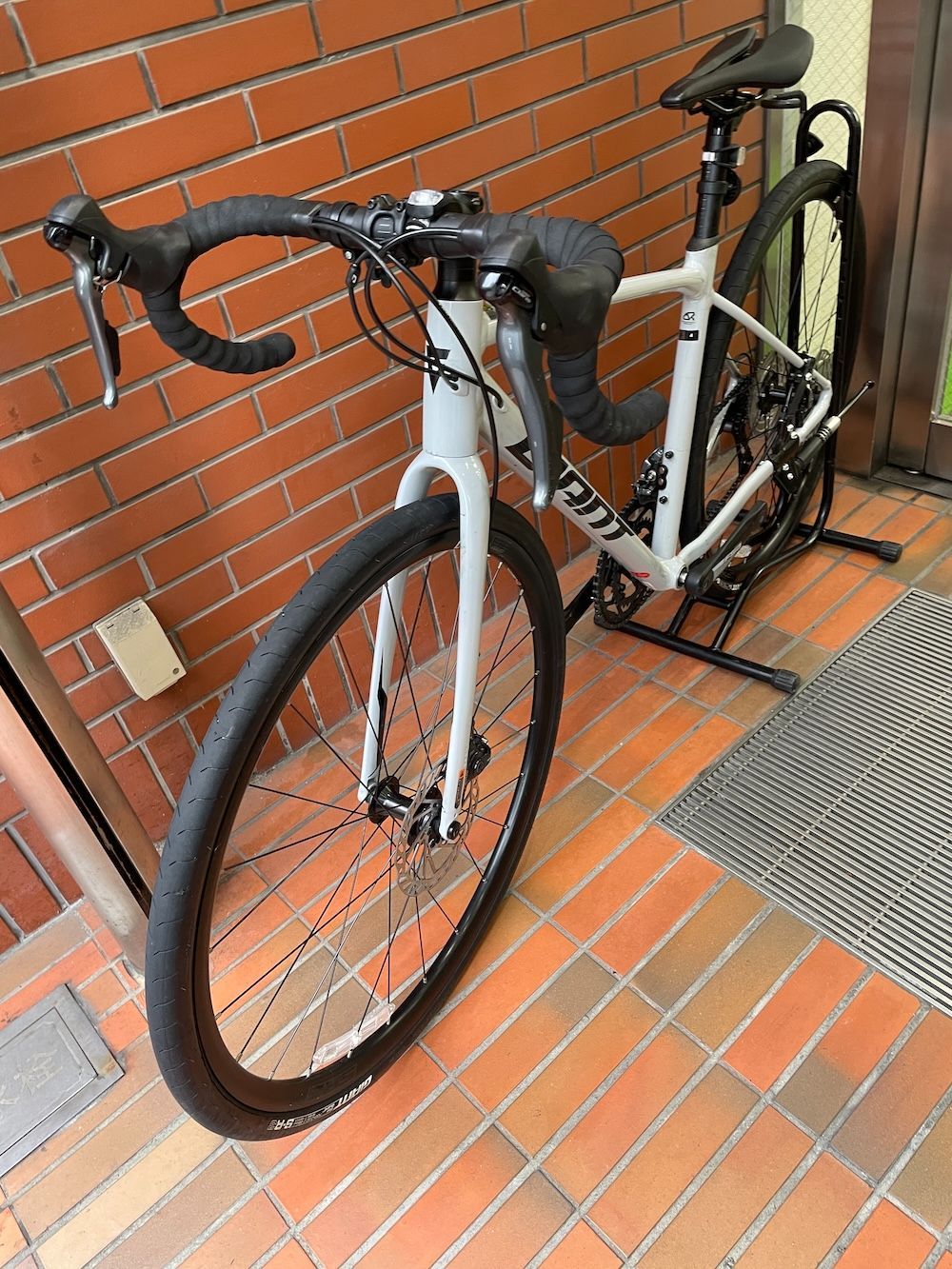 GIRw43) Giant CONTEND AR 4 (Claris) ジャイアント ロードバイク 中古