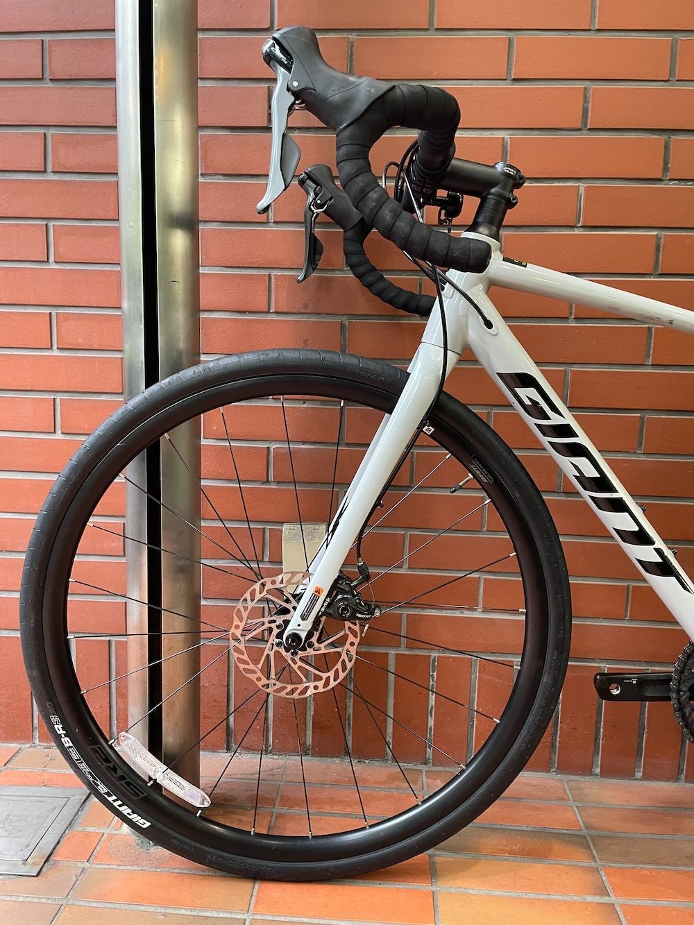 GIRw43) Giant CONTEND AR 4 (Claris) ジャイアント ロードバイク 中古