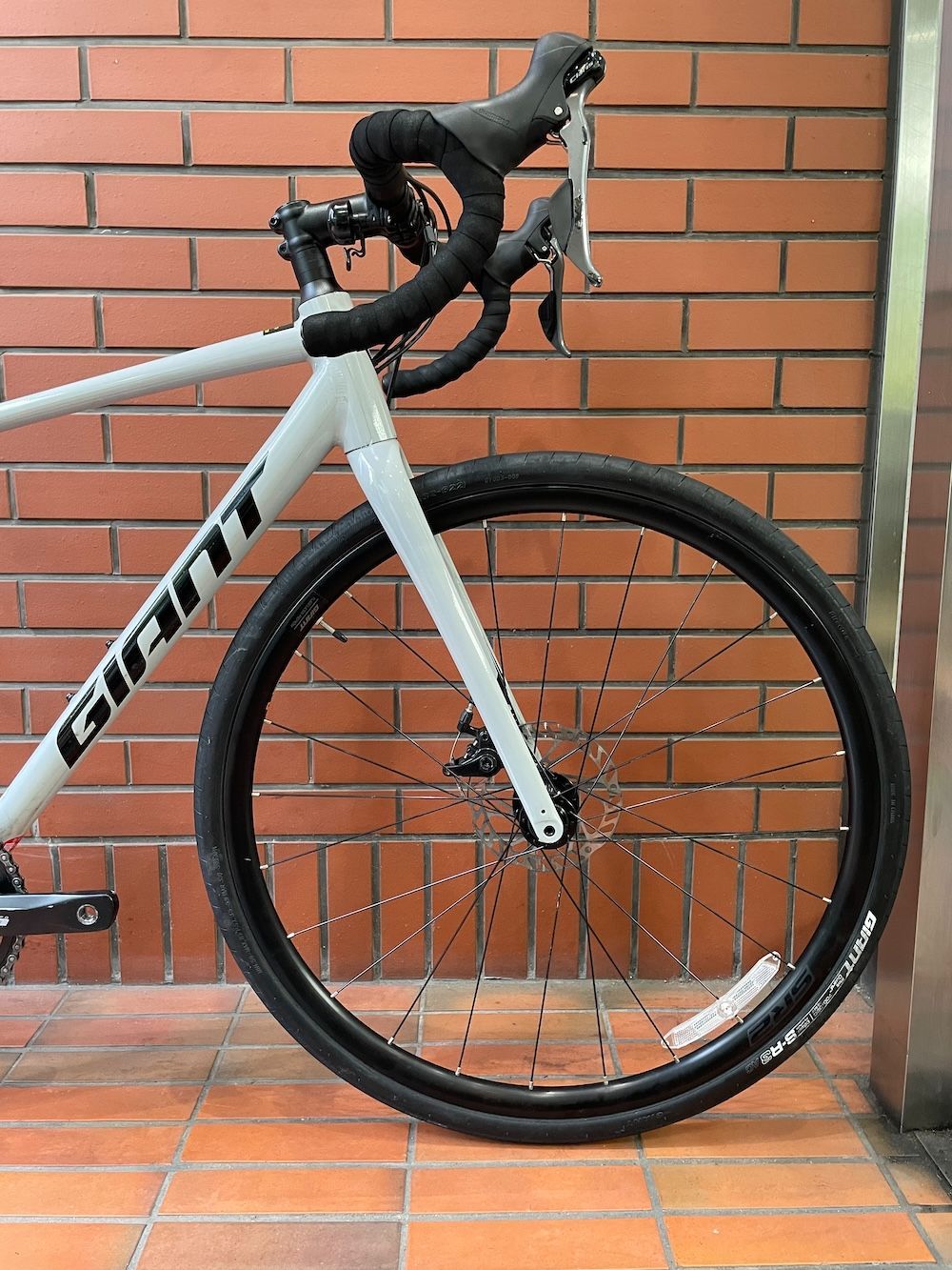 GIRw43) Giant CONTEND AR 4 (Claris) ジャイアント ロードバイク 中古