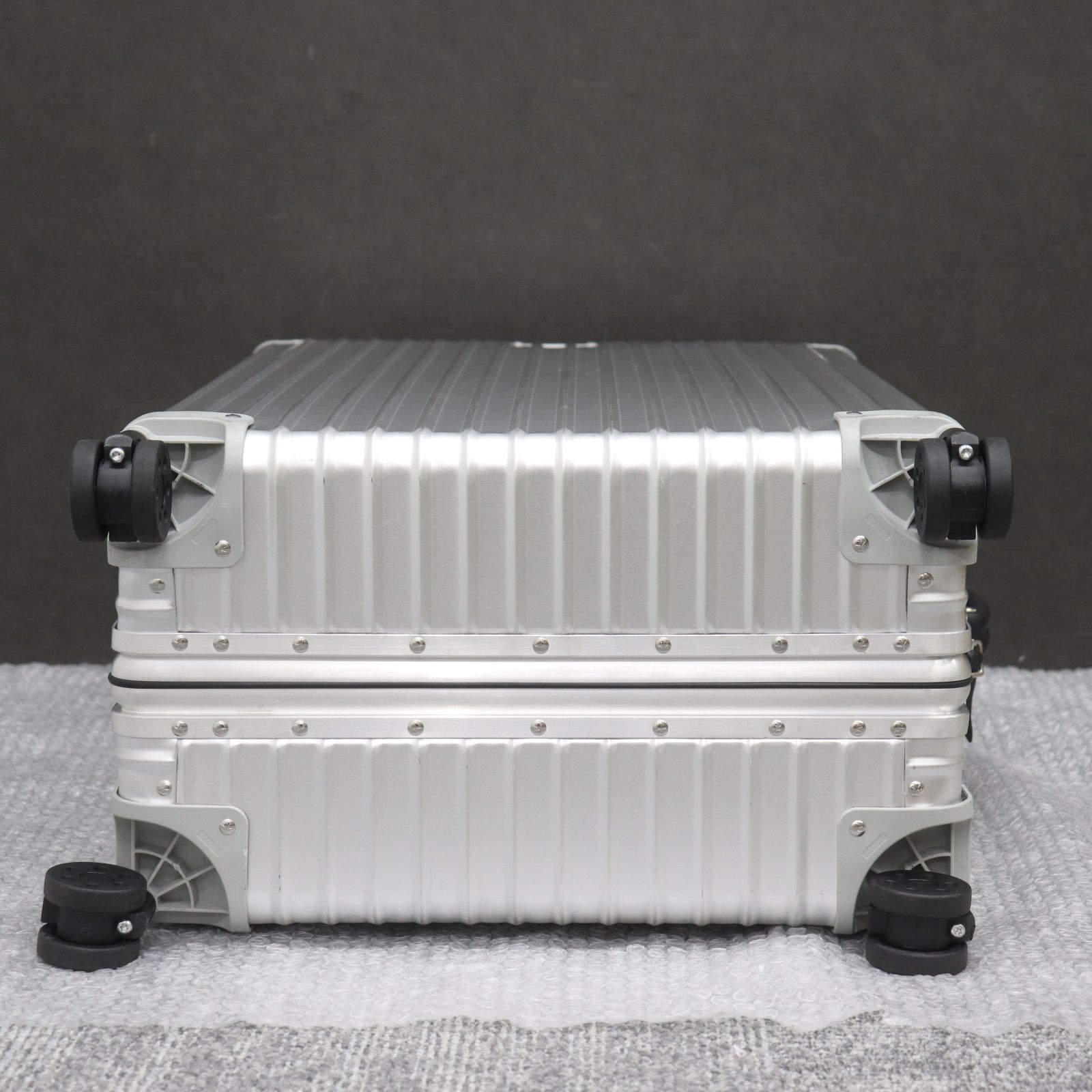 IT172D52SRDI RIMOWA リモワ シルバー スーツケース キャリーケース