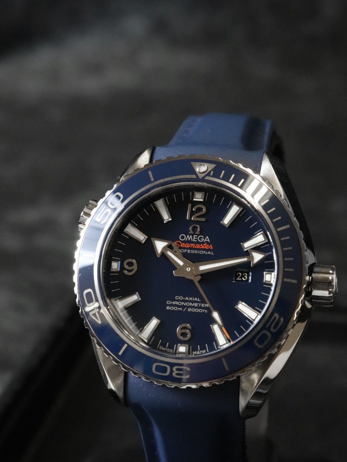 シーマスター オメガ プラネットオーシャン 600M | OMEGA JP 