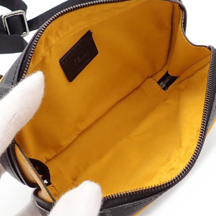未使用品 FENDI フェンディ ミニショルダーバッグ 7AS122 ポーチ