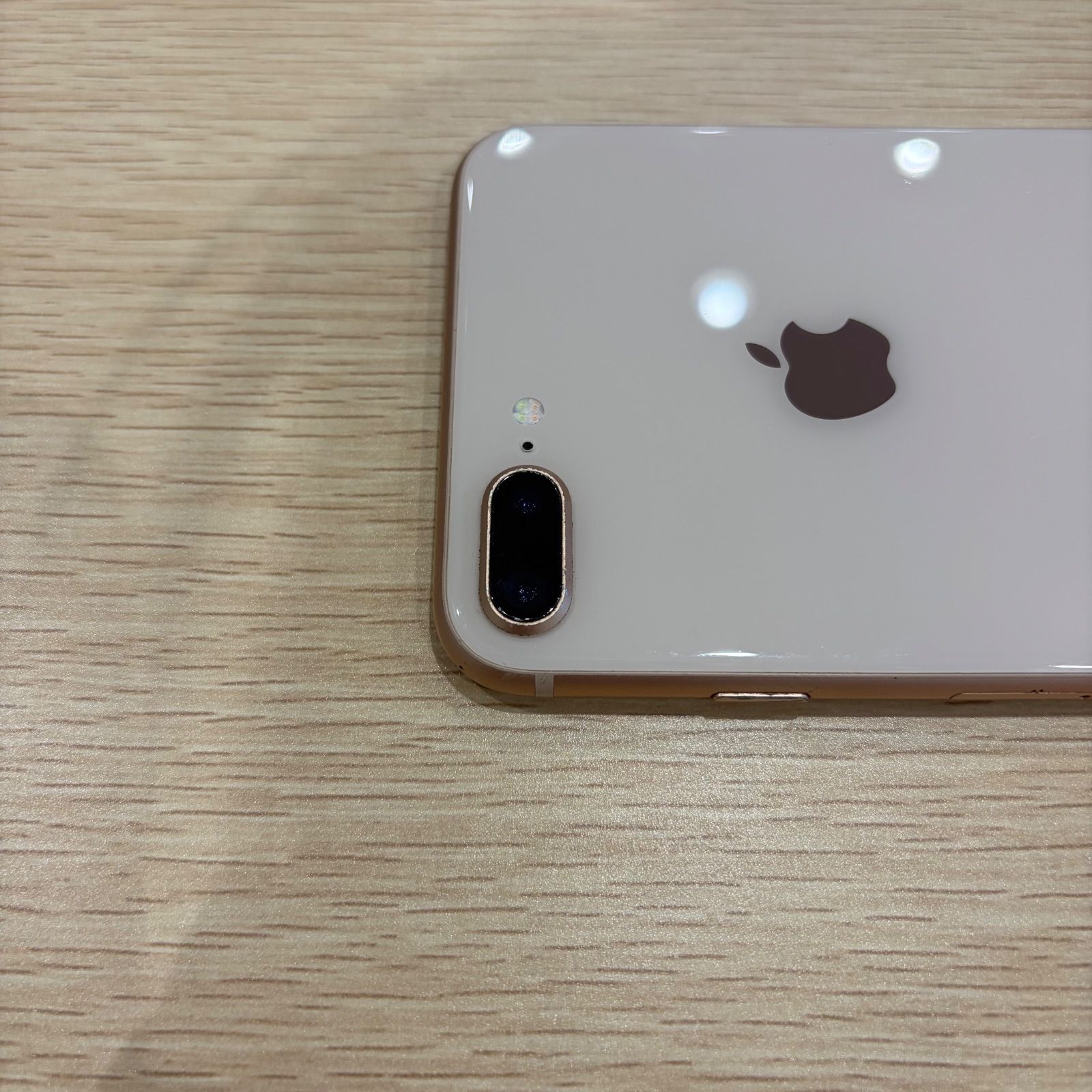 Apple iPhone 8 Plus ピンクゴールド 本体 - メルカリ