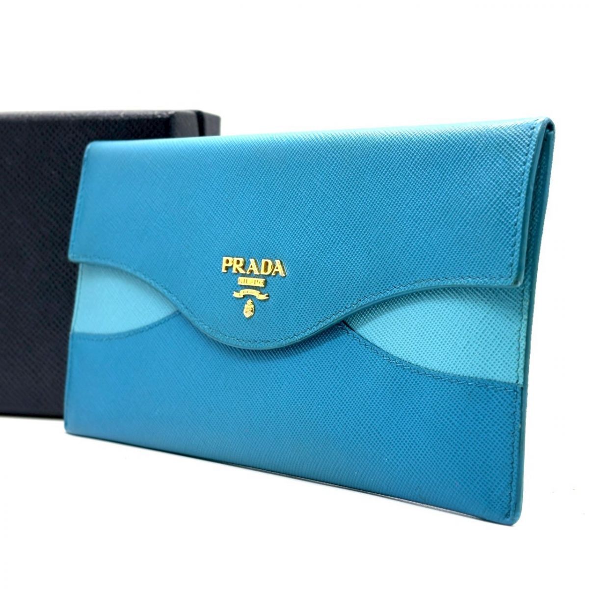 碧が描く余白】 PRADA 長財布 エンベロープ サフィアーノレザー