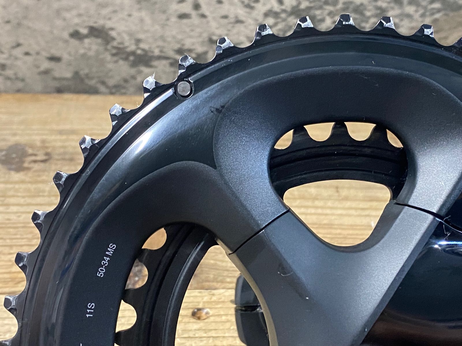 FC-R7000 165mm 50-34t 11s　クランク　105 KD587 シマノ SHIMANO 105 FC-R7000 クランクセット 50/34T 165mm 11S