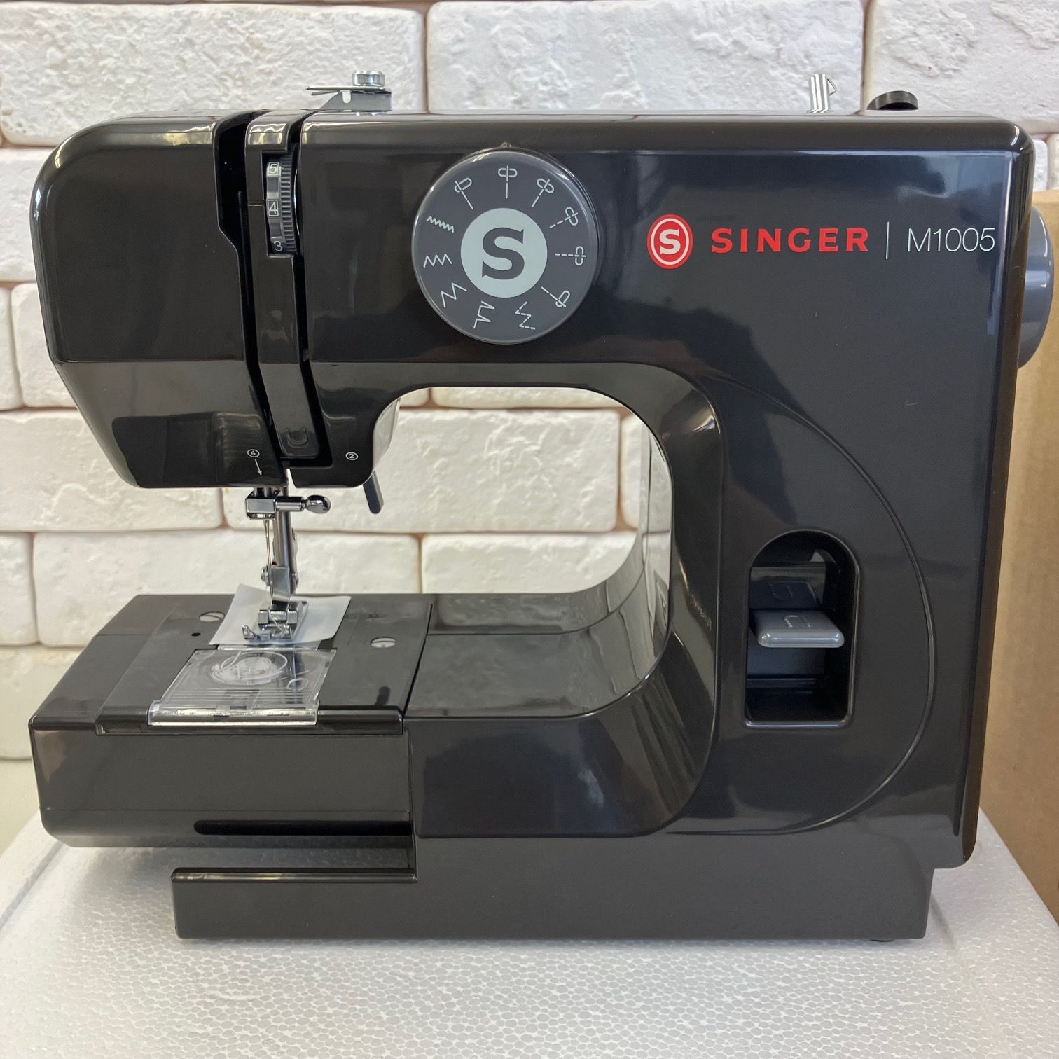 SINGER ミシン M1005 【新品】【フットコン付き】【送料無料】
