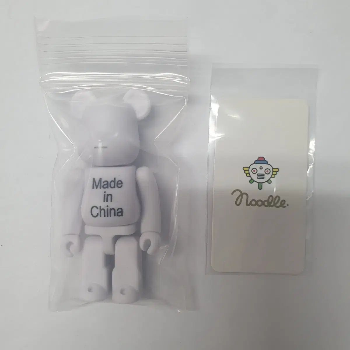 BE@RBRICK(ベアブリック) 37탄 アーティスト - メルカリ