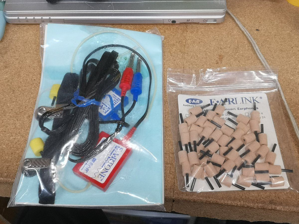 ◇大感謝祭!!◆E-A-R Auditory E-A-RTONE 3A インサートイヤホン 聴力検査 3M フォームチップ大量セット◆下取歓迎 s0a2506