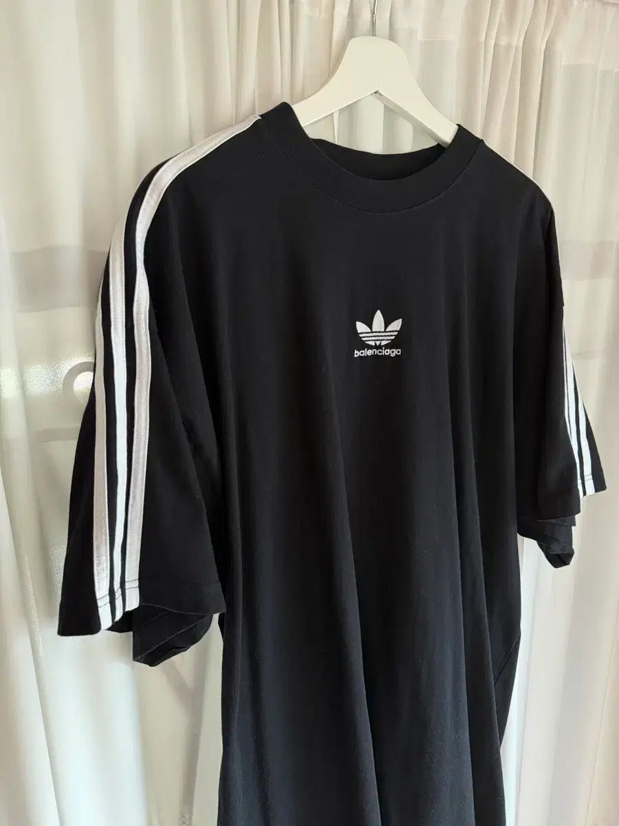 バレンシアガ adidas オーバーサイズ Tシャツ 72,705円