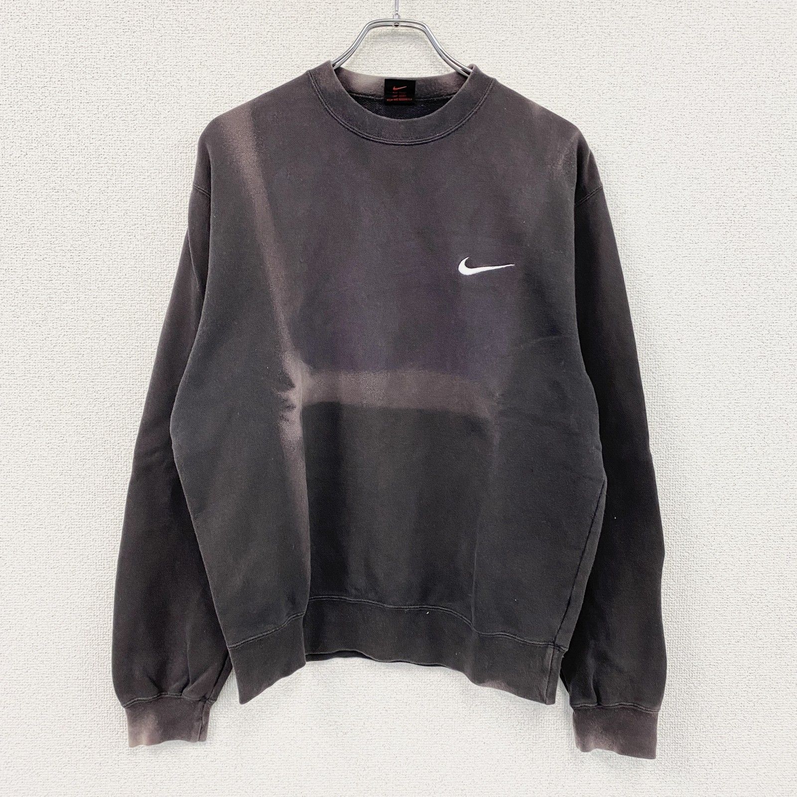 NIKE　ナイキ　スウェット/トレーナー　スウッシュ　黒　ブラック　Lサイズ　古着
