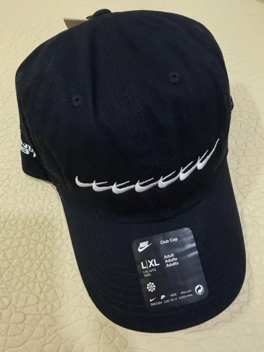 BTS NIKE コラボ 帽子