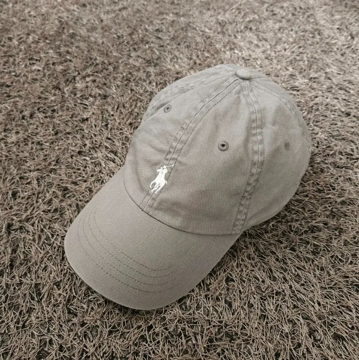 POLO RALPH LAUREN 白 ポニー スモールロゴ グレー ベースボールキャップ