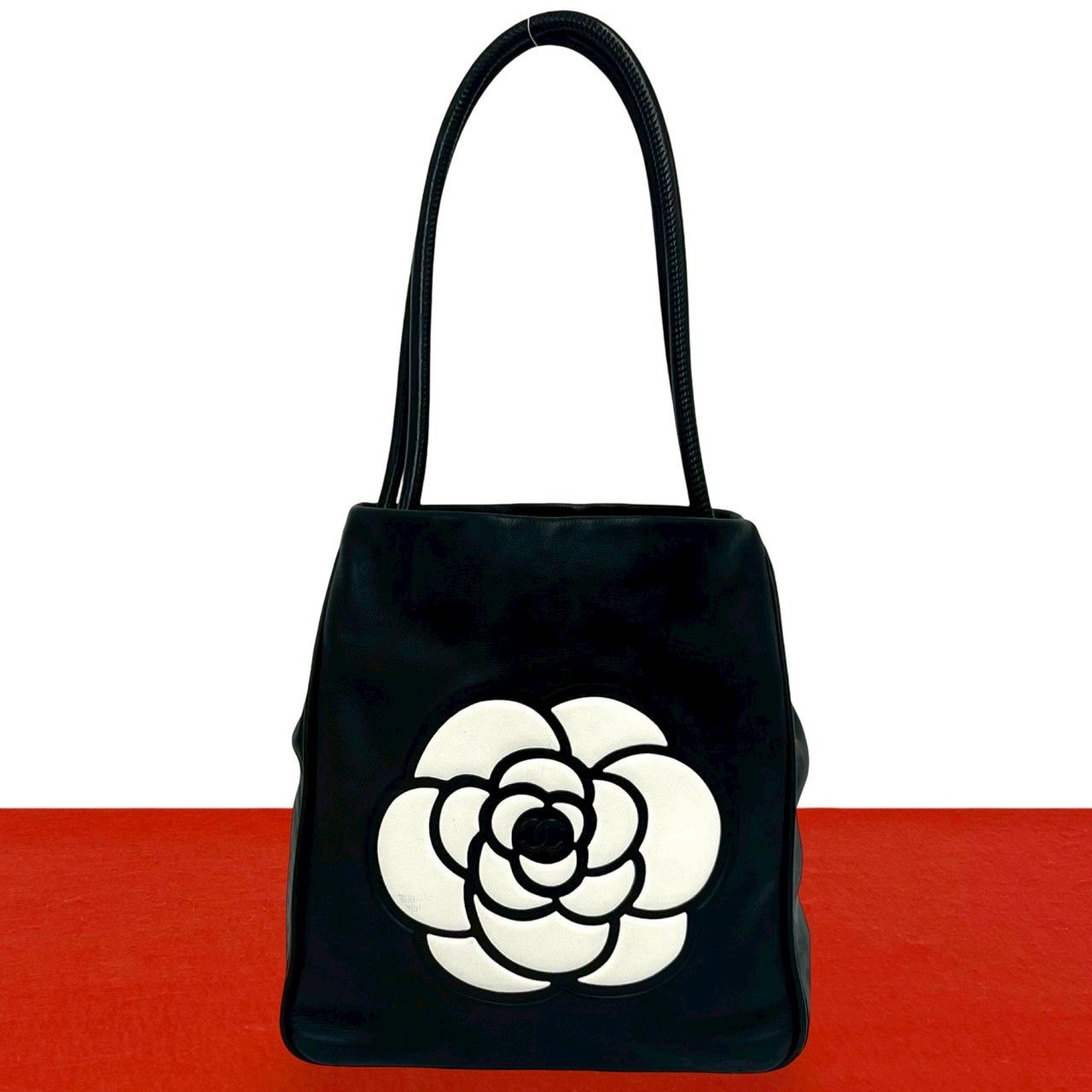 極 美品 シール有 8番台 CHANEL シャネル カメリア レザー 本革 セミ