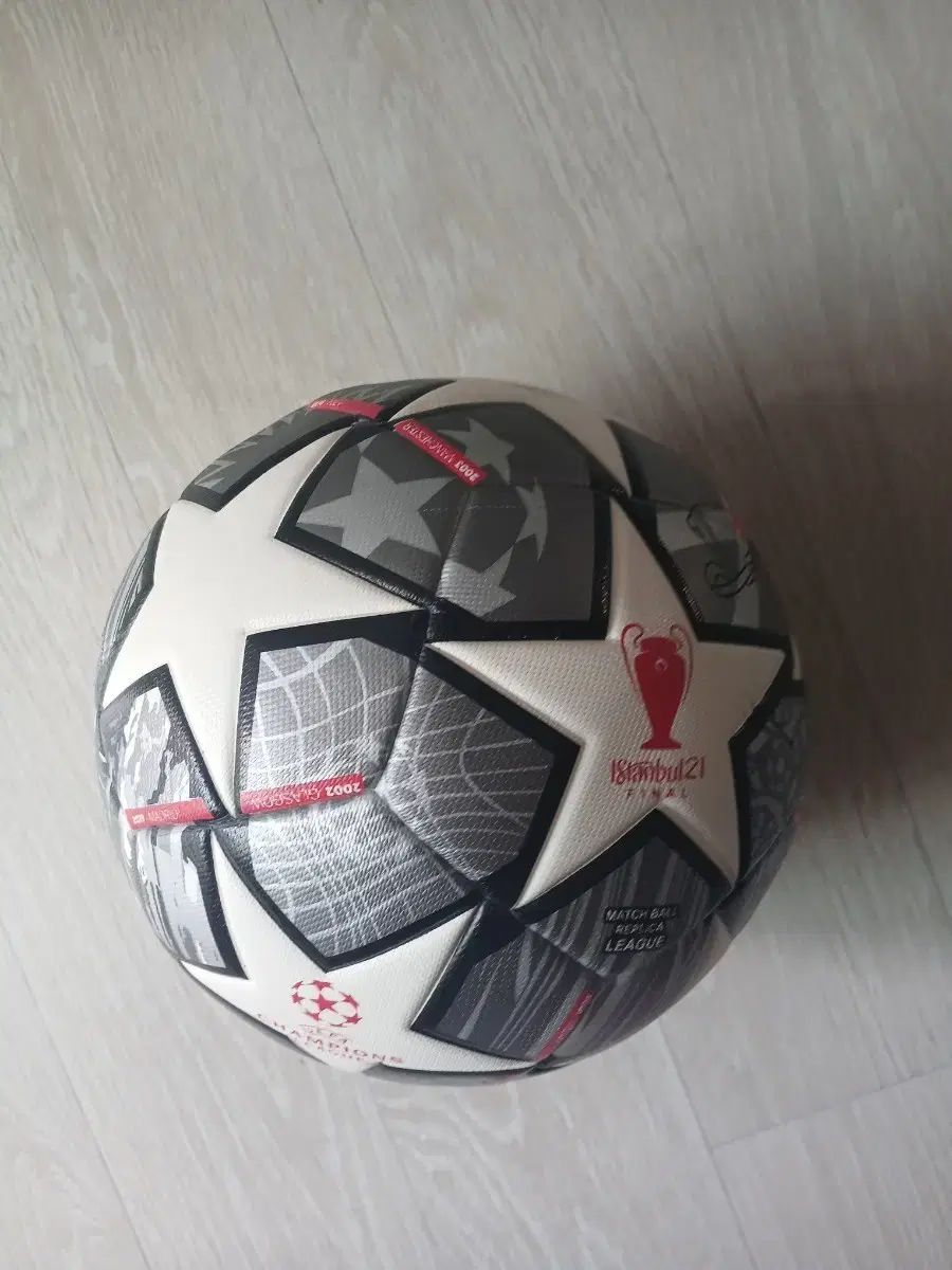 UCL チャンピオンズリーグ サッカーボール出品
