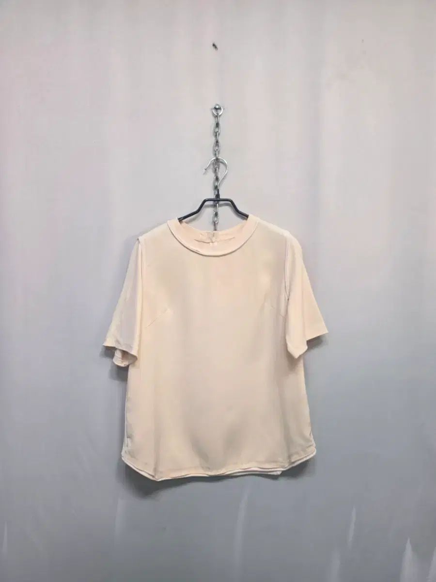 ハンサムマイン ブラウス型 Tシャツ