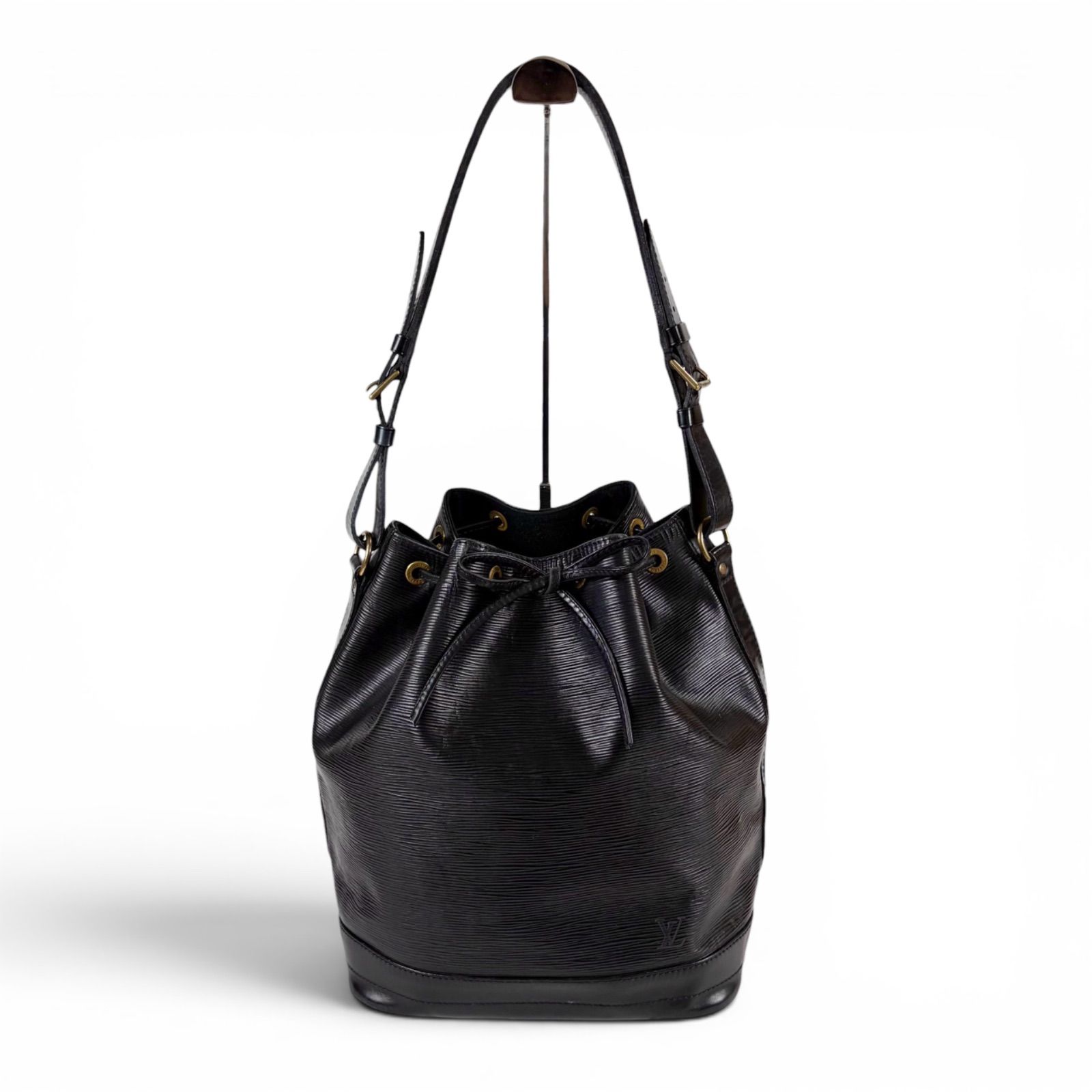 ルイヴィトン LOUIS VUITTON ノエ 肩掛け ショルダーバッグ 巾着型 