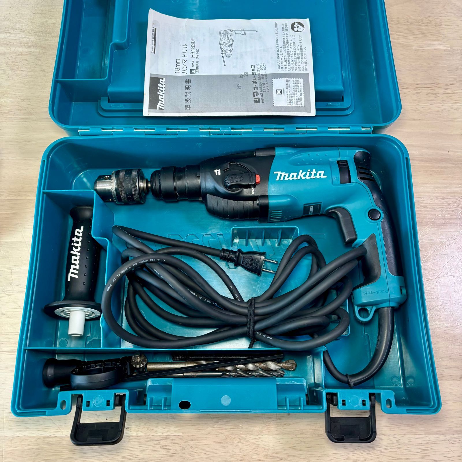 マキタ(Makita) HR1830F ハンマドリル 18mm