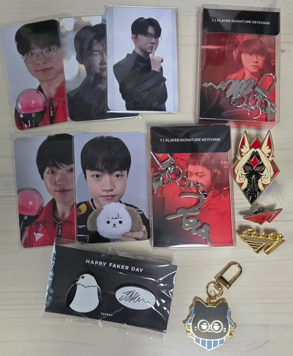 T1 FAKER Keria グッズ まとめ売り - メルカリ