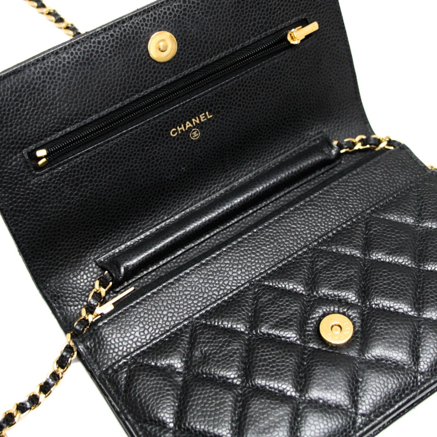 シャネル CHANEL マトラッセ チェーンウォレット キャビアスキン 黒