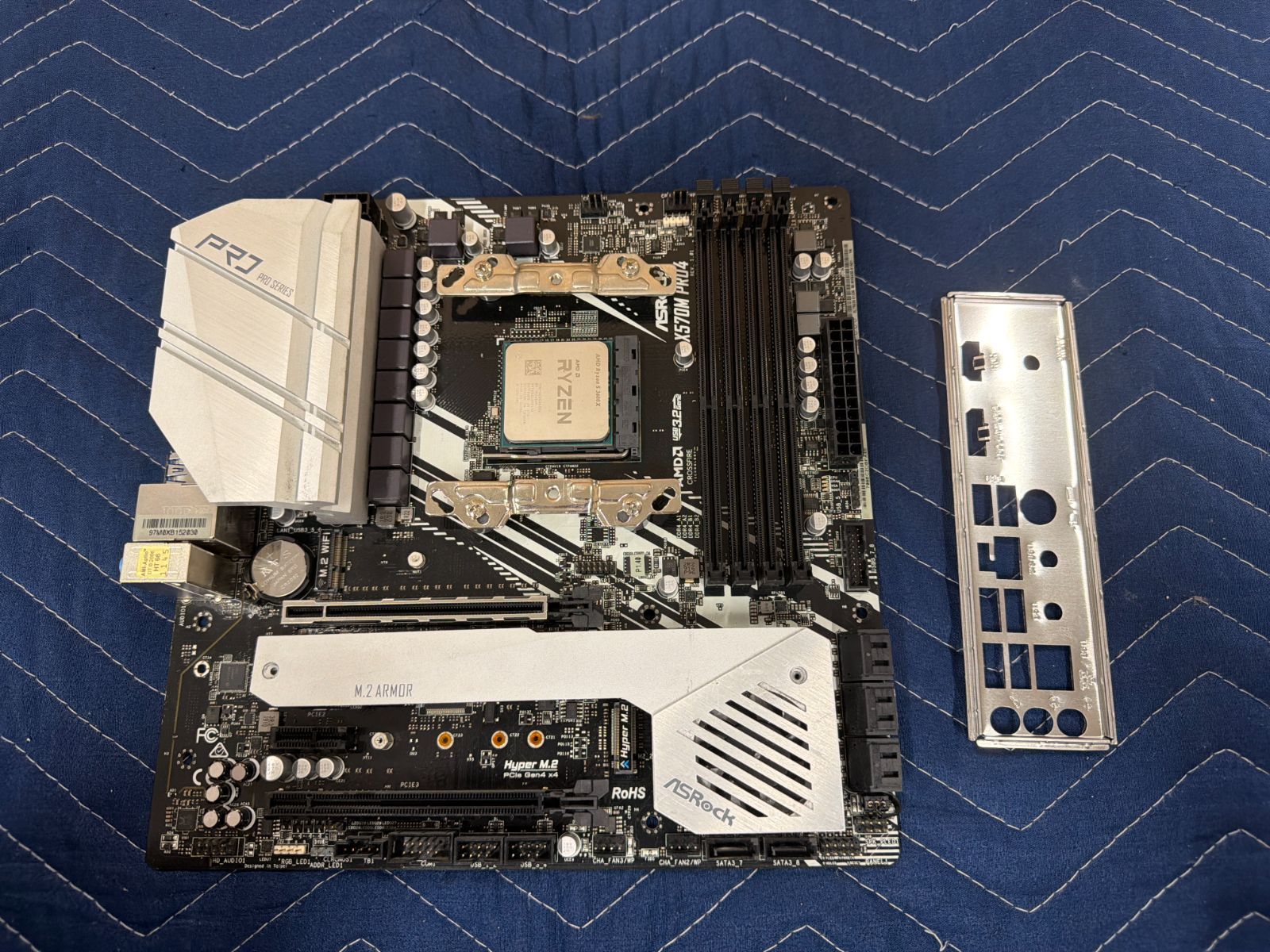【ジャンク】稀少 X570M Pro4 ＆ Ryzen 5 3600X